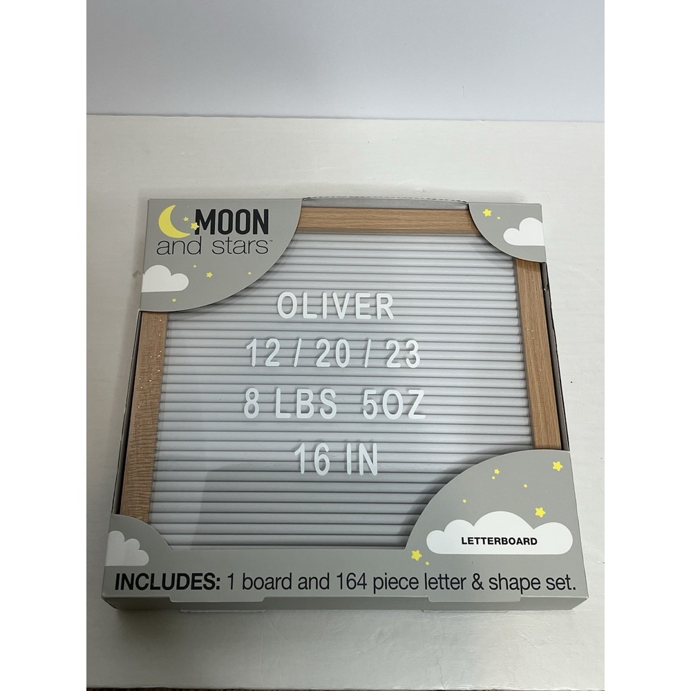 Moon And Stars Letter & Announcement Board with 164 Letters & Shape Set NWT
